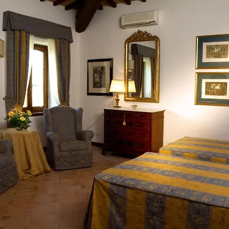 Sleeps 10 Pool Air Con Wifi Villa
